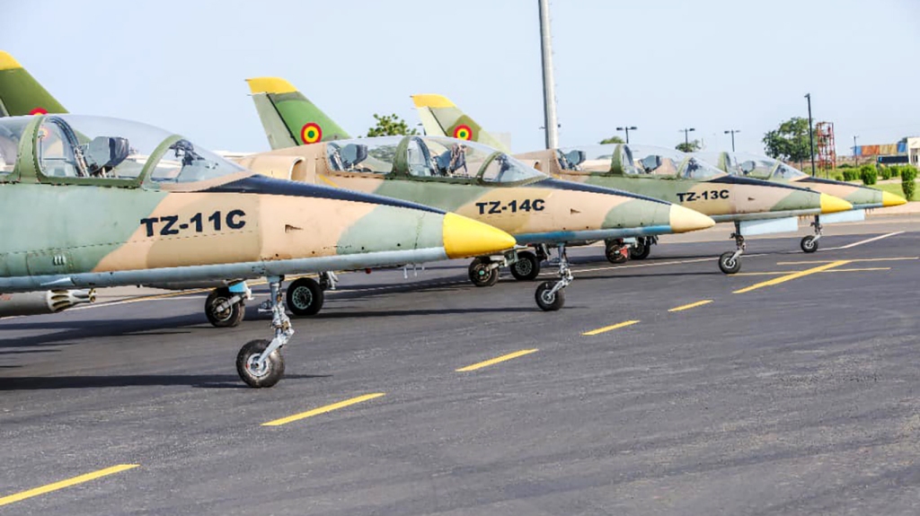 ACQUISITION DE NOUVEAUX VECTEURS AERIENS : le Mali consolide sa souveraineté aérienne face aux nouvelles menaces avec plusieurs avions de chasse de type L-39 Albatros et Su-25 Sukhoï