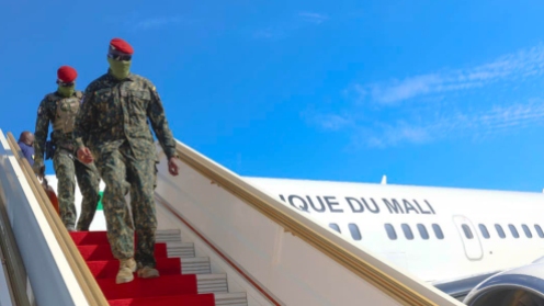 Colonel-Mamadi-Doumbouya,-président-de-la-Transition-Guinéenne-effectue-son-premier-voyage-en-dehors-de-la-Guinée-chez-son-frère-Assimi-Goita-du-Mali